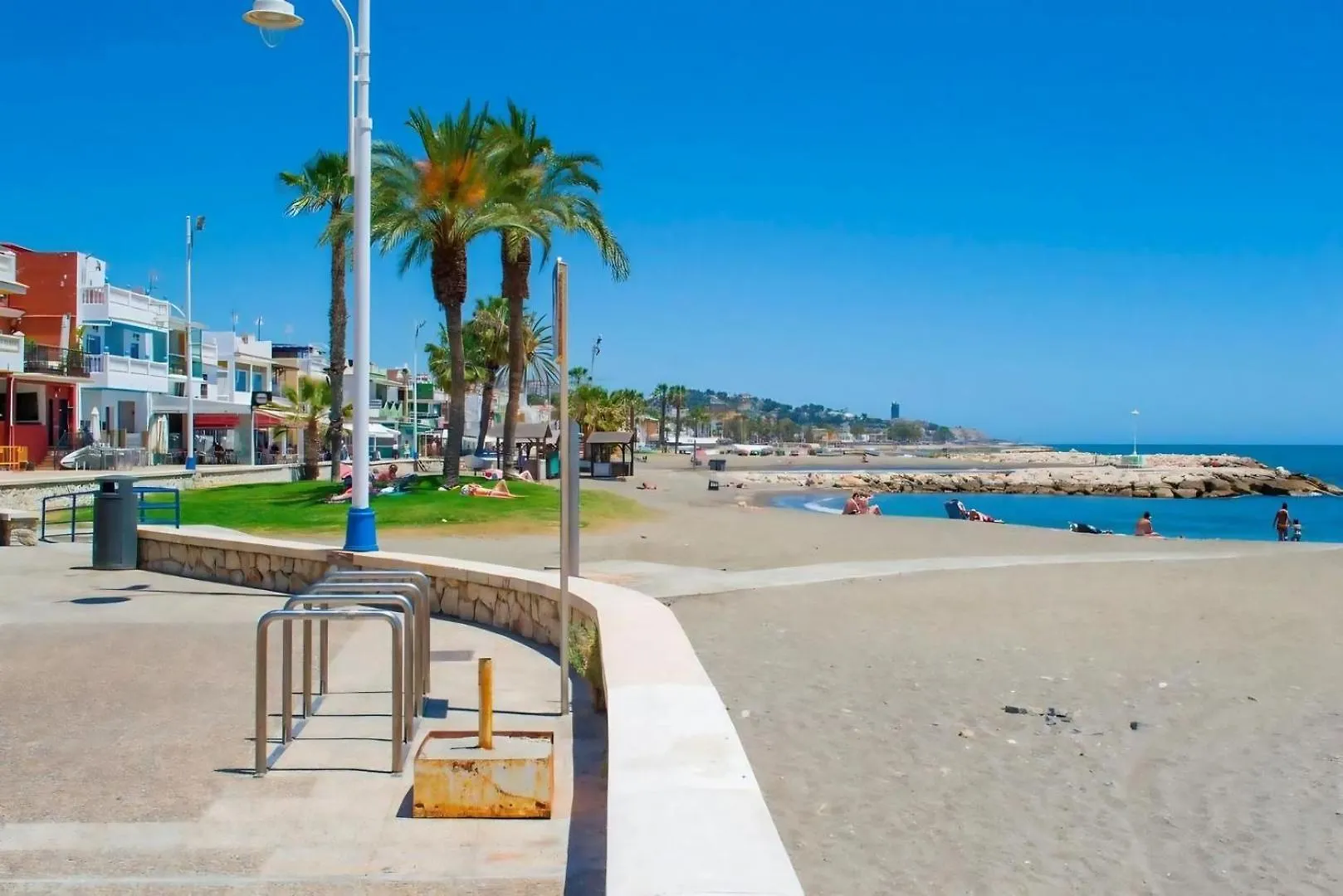 Arenas Del Este - Piso En Las Playas Del Palo Málaga 0*,  España